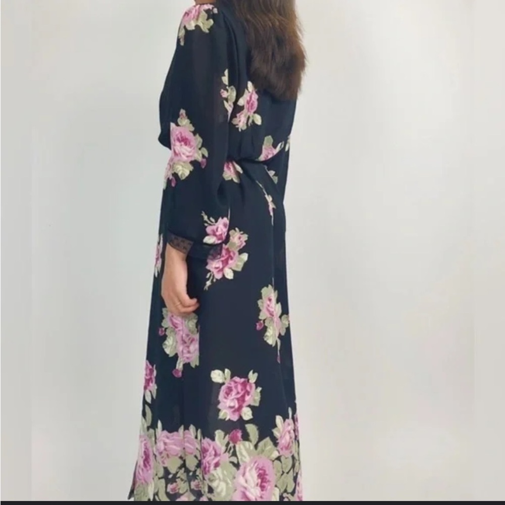 Oscar de la Renta Robe & Nightie - Picture 2 of 8